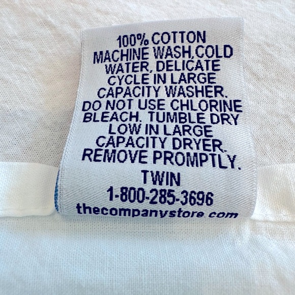 Company Store Madelyn Cotton Diamond Matelasse Bedskirt - Size Twin - Picture 5 of 5